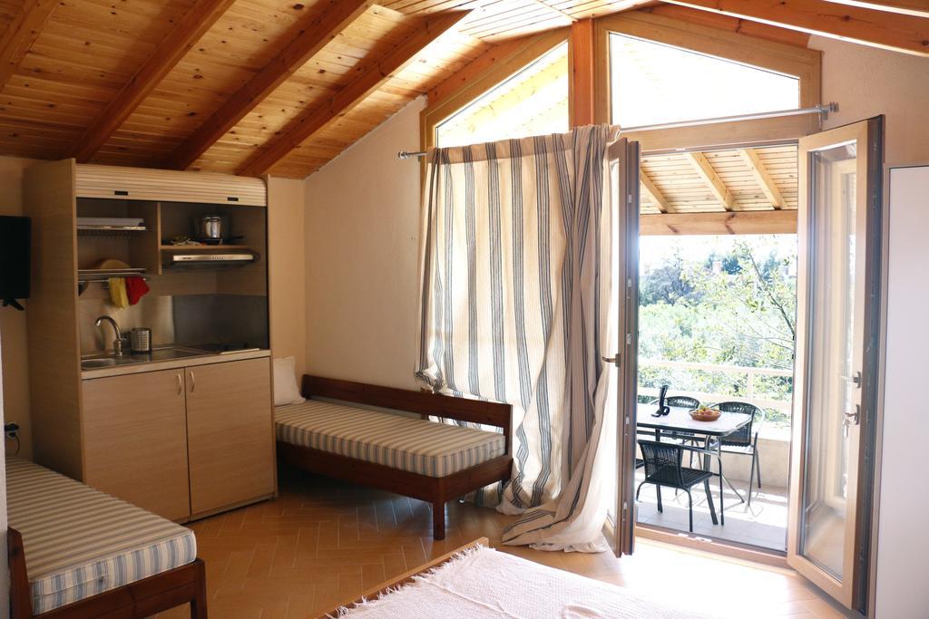 Agios Mamas Resort 네아 포티데아 외부 사진