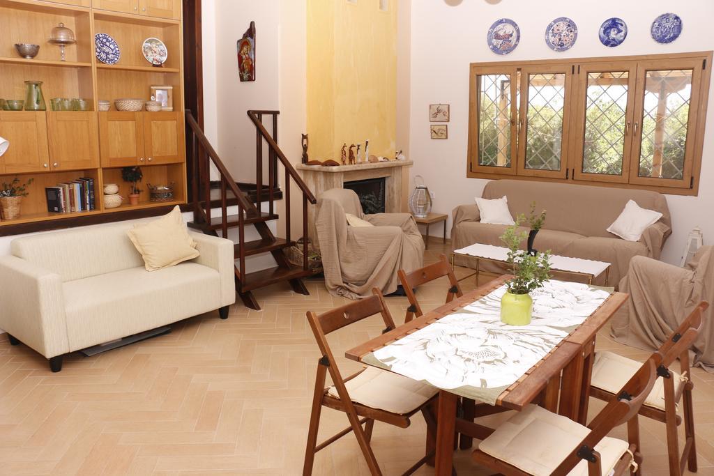 Agios Mamas Resort 네아 포티데아 외부 사진