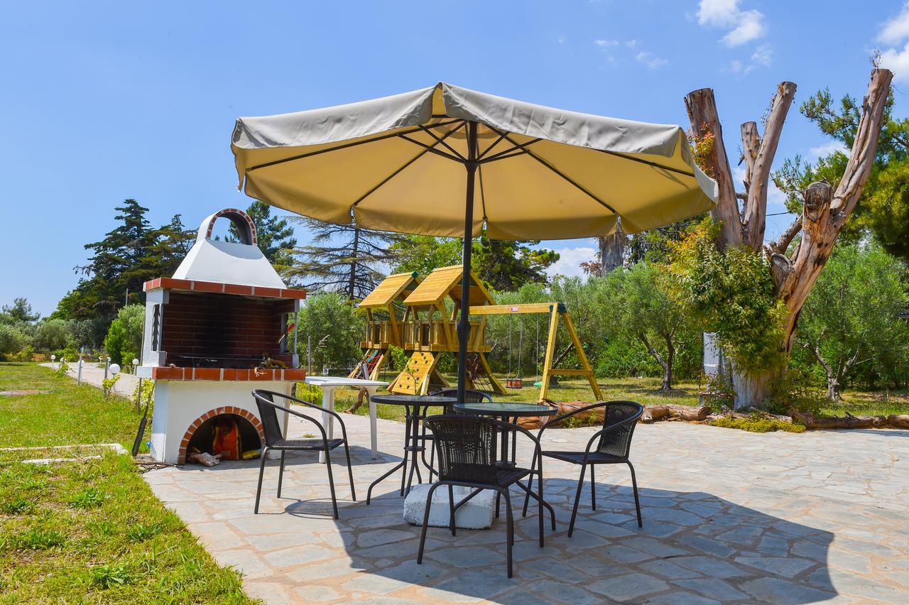 Agios Mamas Resort 네아 포티데아 외부 사진
